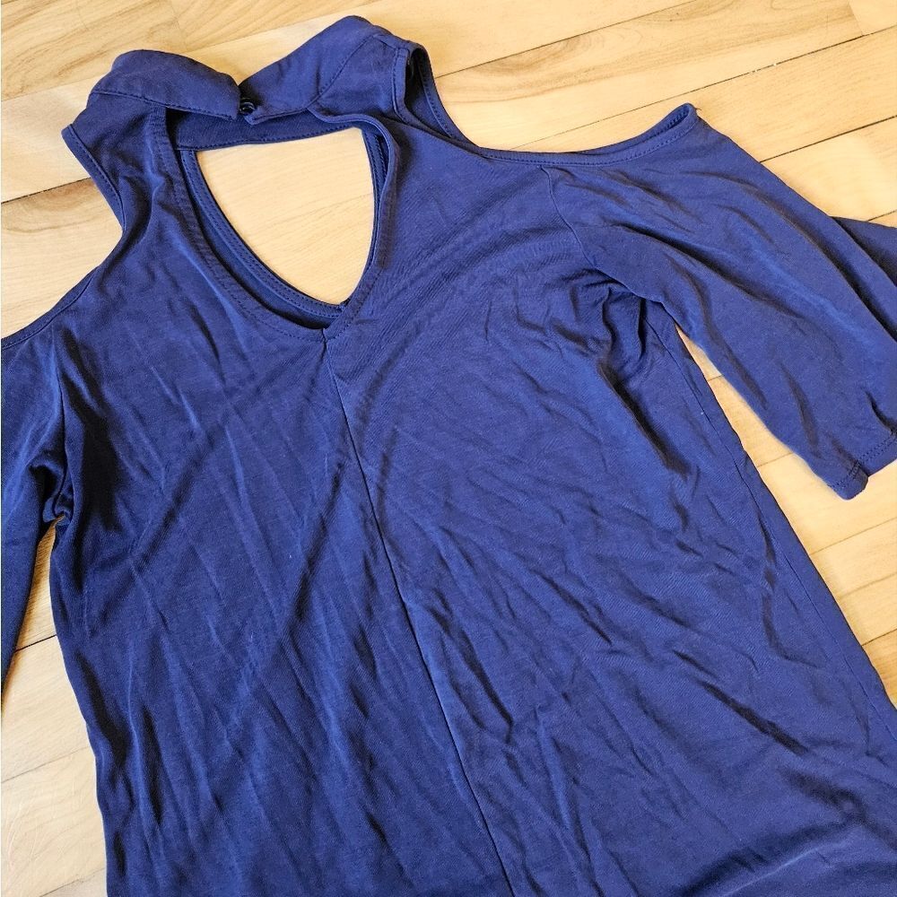 Alya Blue Cold Should Blouse - Picture 6 of 7